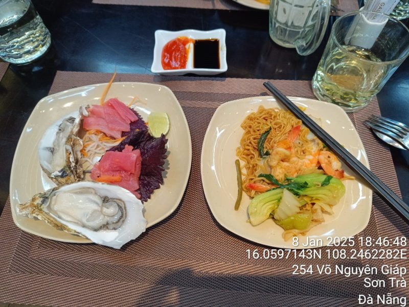 Makanan Halal (photo: pri-metrosiar) 