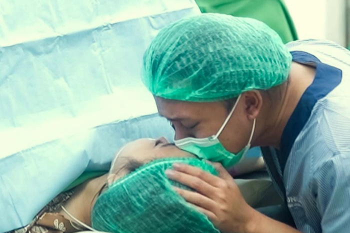 Mahalini dan Rizky Febian baru saja menyambut kelahiran anak pertama mereka, seorang bayi perempuan bernama Zairee Selina Quinlyn Kareema Febian, pada 15 Februari 2025. Persalinan yang lebih cepat dari perkiraan memaksa Mahalini menjalani operasi caesar. Rizky Febian yang seharusnya tampil di acara musik di Tasikmalaya pada hari yang sama, terpaksa membatalkan penampilannya untuk mendampingi sang istri. Kabar bahagia ini mendapat ucapan selamat dari banyak selebritas dan penggemar, yang turut merayakan kelahiran putri pertama pasangan ini.