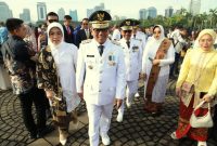 Gubernur Banten Andra Soni Gunakan Mobil Pribadi untuk Kendaraan Dinas karena sudah familiar dengan masyarakat dan warnanya sama dengan mobil Prabowo Subianto. (instagram.com/andrasoni12)