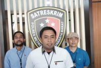 Unit Resmob Sat Reskrim Polres Metro Jakarta Barat berhasil mengamankan seorang pelaku yang diduga terlibat dalam kasus penipuan dan penggelapan 15 ton beras premium milik seorang pengusaha asal Palembang. (Dok. Humas Polresto Jakarta Barat)