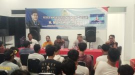Karang Taruna Desa Banyu Asih audiensi dengan anggota DPRD Banten dari Demokrat Munawar Huda. (Istimewa)