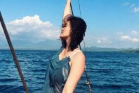 Foto: Ilustrasi Agnez Mo saat memberikan klarifikasi terkait tudingan Ahmad Dhani tentang masalah royalti lagu 