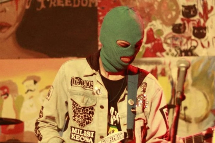 Potret Gitaris Band Sukatani dengan nama panggung Alectroguy.  (Instagram.com/@sukatani.band)