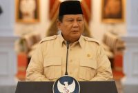 Foto: Presiden Prabowo Subianto memberikan keterangan dalam konferensi pers di Istana Merdeka, Jakarta, mengenai perkembangan Program Makan Bergizi Gratis (MBG). (YouTube Sekretariat Presiden)