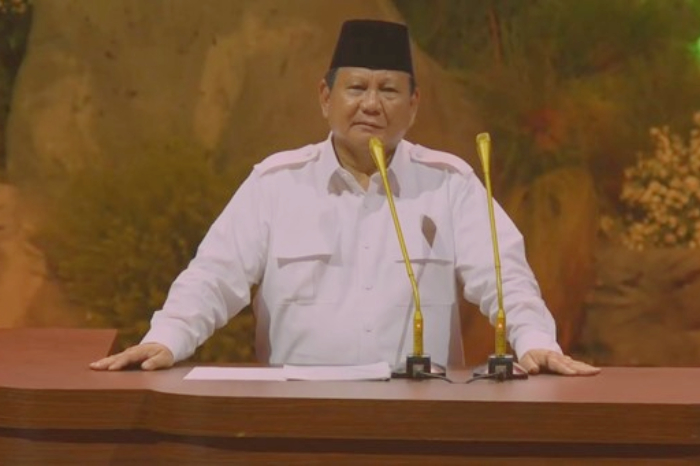 Foto: Presiden Prabowo Subianto saat menyampaikan sambutannya pada HUT Partai Gerindra ke-17 di SICC Bogor, 15 Februari 2025, mengenai pelaksanaan Program Makan Bergizi Gratis (MBG) yang dimulai pada 6 Januari 2025. (Dok. Gerindra TV)