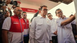 Riva Siahaan (paling kiri). (Dok. Pertamina Patra Niaga)