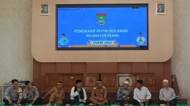 Penutupan pengajian berlangsung dengan khidmat dan diakhiri dengan doa bersama (Dok.PMI Kecamatan Kemiri) 