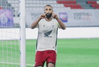 Pemain PSM Makassar, Yuran Fernandes, merayakan gol yang membawa timnya menyamakan kedudukan 1-1 menjelang babak pertama berakhir. (instagram.com/psm_makassar)
