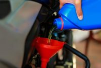 Jarak tempuh ideal untuk mengganti oli sepeda motor sebenarnya bergantung pada jenis oli dan penggunaan kendaraan (Dok. Freepik) 