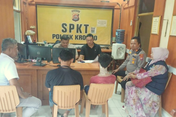 Polisi sigap memproses dugaan penganiayaan terhadap seorang remaja berusia 14 tahun di Tangerang. (Foto: Rizky Maulana/Metrosiar) 