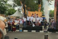 Sufmi Dasco dan Andre Rosiade Lepas 100 Bus Mudik Gratis 2025 untuk Warga Sumatera Barat. (Dok. Pulang Basamo)