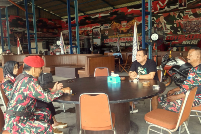Diskusi dengan KAMADA di Mako Laskar Merah Putih Banten