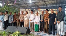 Potret: Panitia santunan yatim (Dok. Istimewa) 