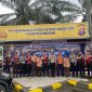 Anggota Kasatgas Preventif Polresta Tangerang melaksanakan pengecekan terhadap sekitar wilayah yang berada di rest area tersebut. (Dok.Humas) 