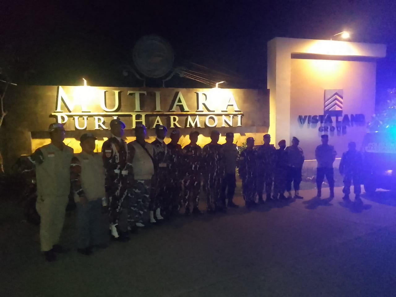 Laskar Merah Putih pun mengimbau remaja yang terlibat untuk kembali ke rumah masing-masing demi menghindari potensi serangan lanjutan.