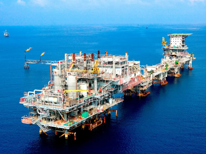 BPI Danantara mulai danai proyek strategis nasional, termasuk kilang minyak dan hilirisasi energi, dengan total investasi Rp 300 triliun. Potret ilustrasi kilang minyak yang dibiayai Danantara. (Istimewa)