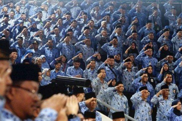 Penundaan pengangkatan CPNS 2024 hingga Oktober 2025 membuat peserta yang sudah resign terpaksa menunggu tanpa pemasukan dalam waktu lama. (Foto Ilustrasi/Istimewa)