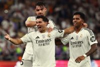Brahim Diaz, Raul Asencio, dan Rodrygo dari Real Madrid merayakan gol kedua tim mereka dalam laga semifinal Piala Super Spanyol melawan RCD Mallorca di King Abdullah Sports City, Jeddah, Arab Saudi, pada 9 Januari 2025. (X.com/RealMadrid)