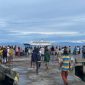 Potret KM Dorolonda singgah perdana di Pelabuhan Waren Papua untuk melayani 120 penumpang. (Foto: Dok. Pelni)
