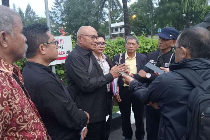 FKKF laporkan empat terduga penyerobotan tanah di Nangahale ke Polda NTT, terkait perusakan fasilitas dan pelanggaran hukum di lahan PT Krisrama. (Dok. Istimewa)