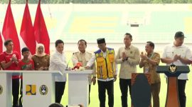Presiden Prabowo Subianto meresmikan renovasi dan pembangunan 17 stadion Indonesia di Stadion Gelora Delta Sidoarjo, Jawa Timur, pada Senin (17/3/2025).(Tangkapan Layar Youtube Sekretariat Presiden)
