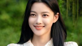 Profil Kim Yoo Jung (DOK. Ist)