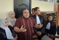 Razman Nasution prihatin atas penahanan Nikita Mirzani dan prediksi penahanan yang terbukti benar, seraya desak polisi bertindak cepat. (instagram.com/razmannasution71)