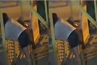 Tangkapan layar seorang pelajar melahirkan di sebuah warung dalam posisi berdiri, kejadian di Batu Bara, Sumatera Utara. (Tangkapan Layar)