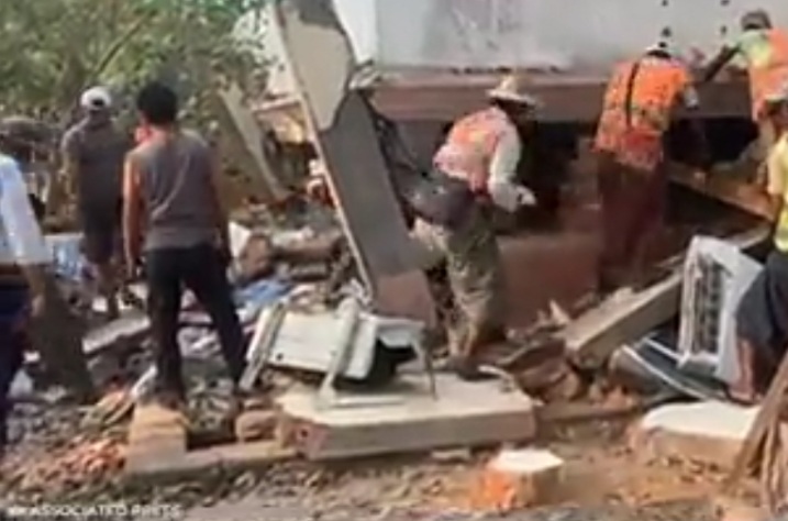 Potret Reruntuhan gedung akibat gempa (Dok. Istimewa) 