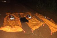 Tiga jenazah anggota polisi yang tewas saat gerebek judi sabung ayam di Kabupaten Way Kanan, Lampung, pada Senin 17 Maret 2025 sore hari. (Dok. Polisi)