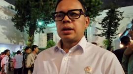 Wamendagri Bima Arya Sugiarto menyampaikan arahan Presiden Prabowo tentang pendidikan, ekonomi desa, dan pemberantasan korupsi usai pertemuan di Istana Negara. (Tangkapan Layar YouTube)