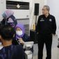 Potret: Pemeriksaan tes Urine untuk Kesehatan Sopir dan Kondektur guna memastikan mereka bebas dari narkoba. (Dok. Istimewa) 