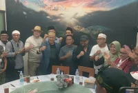 Ormas FBR, BANTARA, dan PETIR gelar silaturahmi dan berbuka puasa setelah bentrok di Kelapa Gading, sepakat berdamai dan bersaudara. (Istimewa)