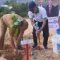 Kemenag Pekanbaru dan MIN 1 tanam pohon matoa dalam rangka Hari Bumi 2025 (Foto: mediacenter.riau.go.id)