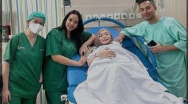 Potret Zaskia Gotik melahirkan anak laki-laki yang ke-3 di Rumah Sakit Bunda Jakarta. (Instagram Zaskia Gotik)