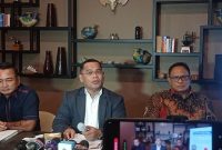 Tim Pengacara Ridwan Kamill yang diwakili Heribertus Hartojo. (Istimewa)