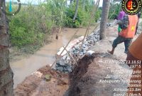 Proyek yang bersumber dari Anggaran Pendapatan dan Belanja Daerah (APBD) Tahun 2025 ini memiliki nilai sebesar Rp 489.924.839 dan dilaksanakan oleh CV Ringan Contractor. (Dok. Jay) 