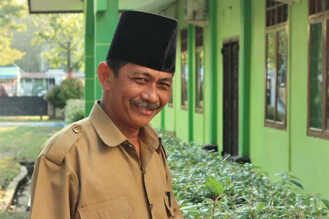 Gaji Ketua RT Tembus Rp 2 Juta? Cek Daftarnya! (Freepik)