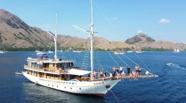 KomodoLuxury Hadirkan Elbark Cruises, Kapal Phinisi VVIP untuk Wisata Mewah di Taman Nasional Komodo (Dok. komodoluxury.com)