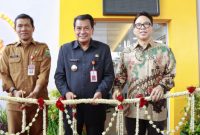 Peresmian Gerai Pelayanan Publik (GPP) di Intermoda, Kecamatan Cisauk, dengan Bupati Tangerang Maesyal Rasyid bersama pejabat lainnya. (Diskominfo Kabupaten Tangerang)