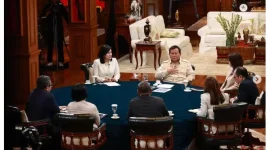 Presiden Prabowo Subianto tampak berbincang bersama tujuh jurnalis. (Instagram/@prabowo)