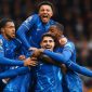 Potret selebrasi pemain Chelsea usai raih kemenangan dramatis atas Fulham dan kembali memasuki zona Liga Champions, Minggu (20/4/25). (Foto: X/@ChelseaFC)