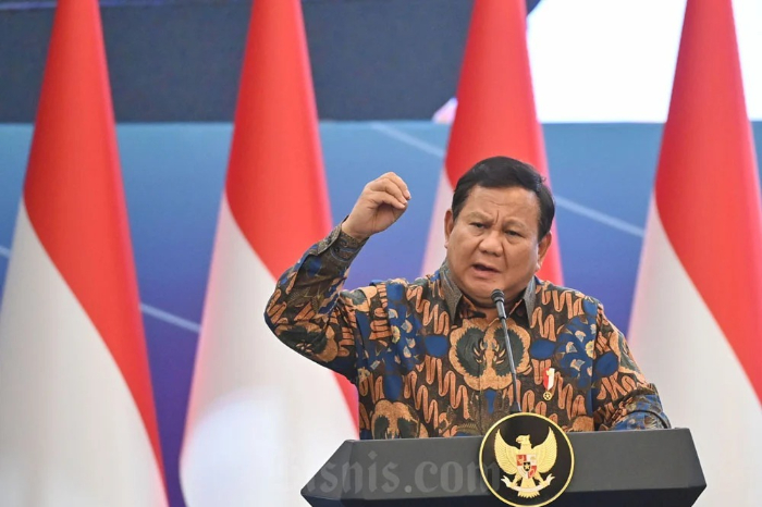 Presiden Prabowo Subianto saat menyampaikan pidato pembukaan dalam Sarasehan Ekonomi di Menara Mandiri, Jakarta, Selasa, 8 April 2025 (Foto: Bisnis.com)