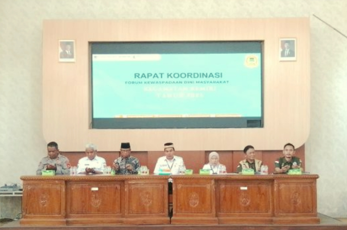 Rapat FKDM 2025 di Kecamatan Kemiri perkuat sinergi lintas sektor untuk deteksi dini dan pencegahan gangguan keamanan wilayah. (Foto: Istimewa)