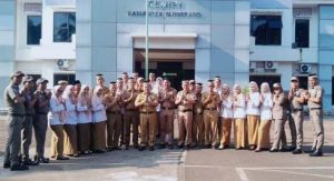 mempererat hubungan antarpegawai dan menumbuhkan rasa kebersamaan di lingkungan kerja