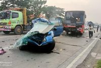 Kecelakaan maut di Gresik. (Istimewa)