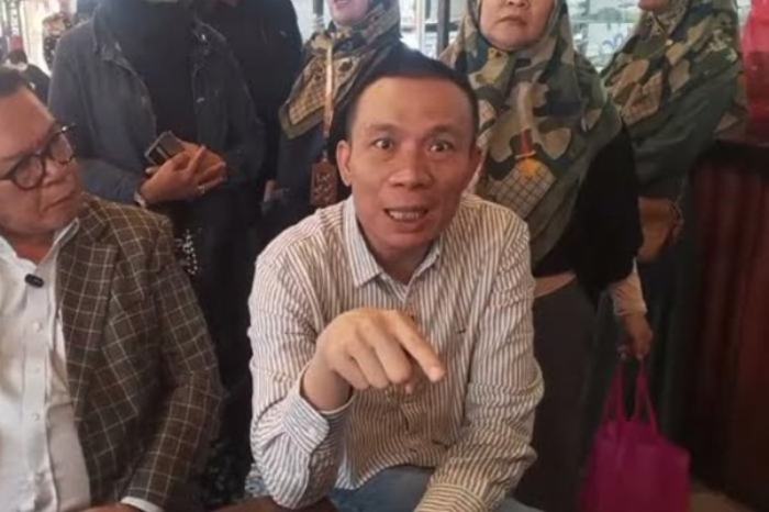 Ahli forensik digital Rismon Sianipar. (YouTube.com/LangkahUpdate)