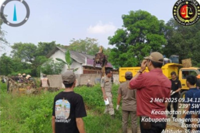 Pasar Kemiri berbenah dari kotor dan kumuh menjadi bersih pasca disorot pemberitaan sebuah media online yang berbasis di Kabupaten Tangerang, Banten (Foto: Acay/Metrosiar)