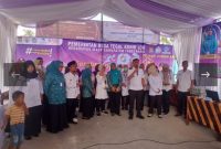 Foto : Kepala Desa Tegal Kunir Lor, Bapak Mahpudin atau yang akrab disapa Bapak Kipang bersama Kader Posyandu Desa Tegal Kunir Lor (Dok. Amzar/Acay) 