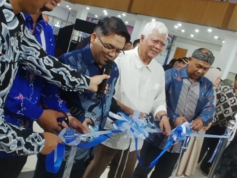 Peresmian platform dalam rangka milad ke-20 untuk Institut Kemandirian Dompet Dhuafa. (Dok Istimewa)